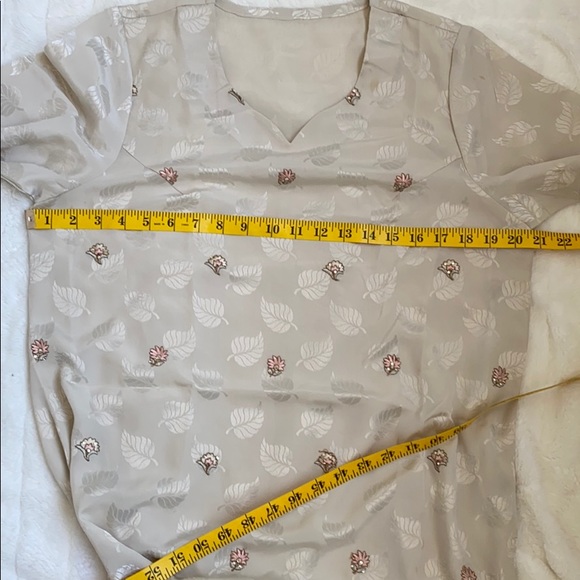 Pakistani women’s Shalwar kameez 3 piece Dress - Picture 7 of 8